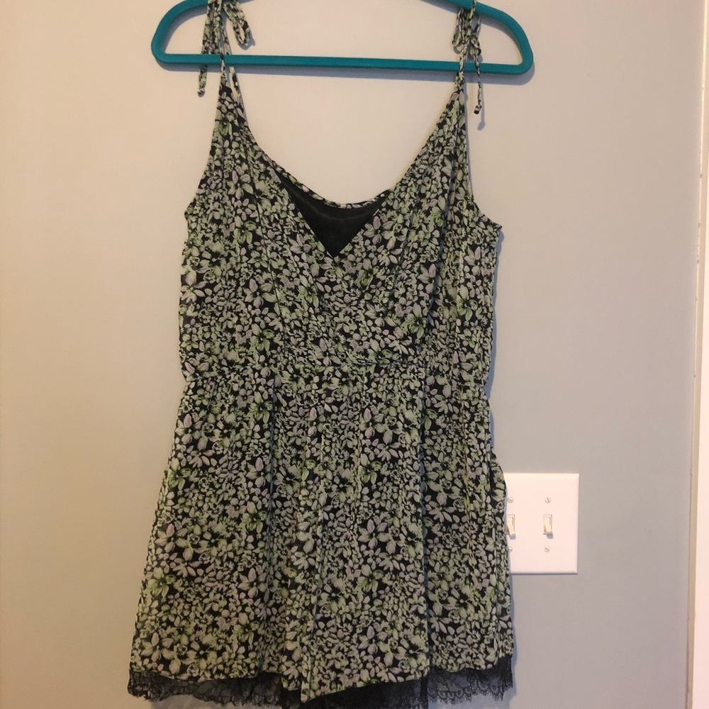 Bcbgeneration Romper - image 5